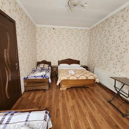Moon Night Hotel Kazbegi Exterior photo